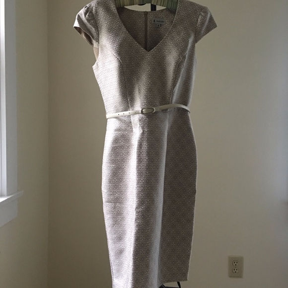 Dress - Picture 2 of 5